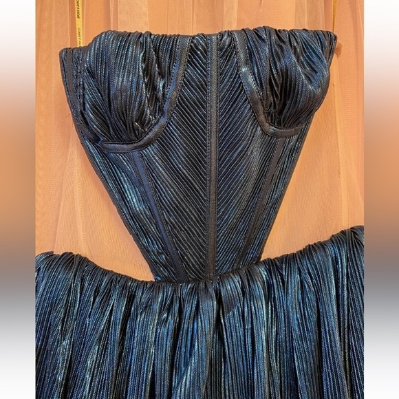 Bronx & Banco Dress - Picture 6 of 8